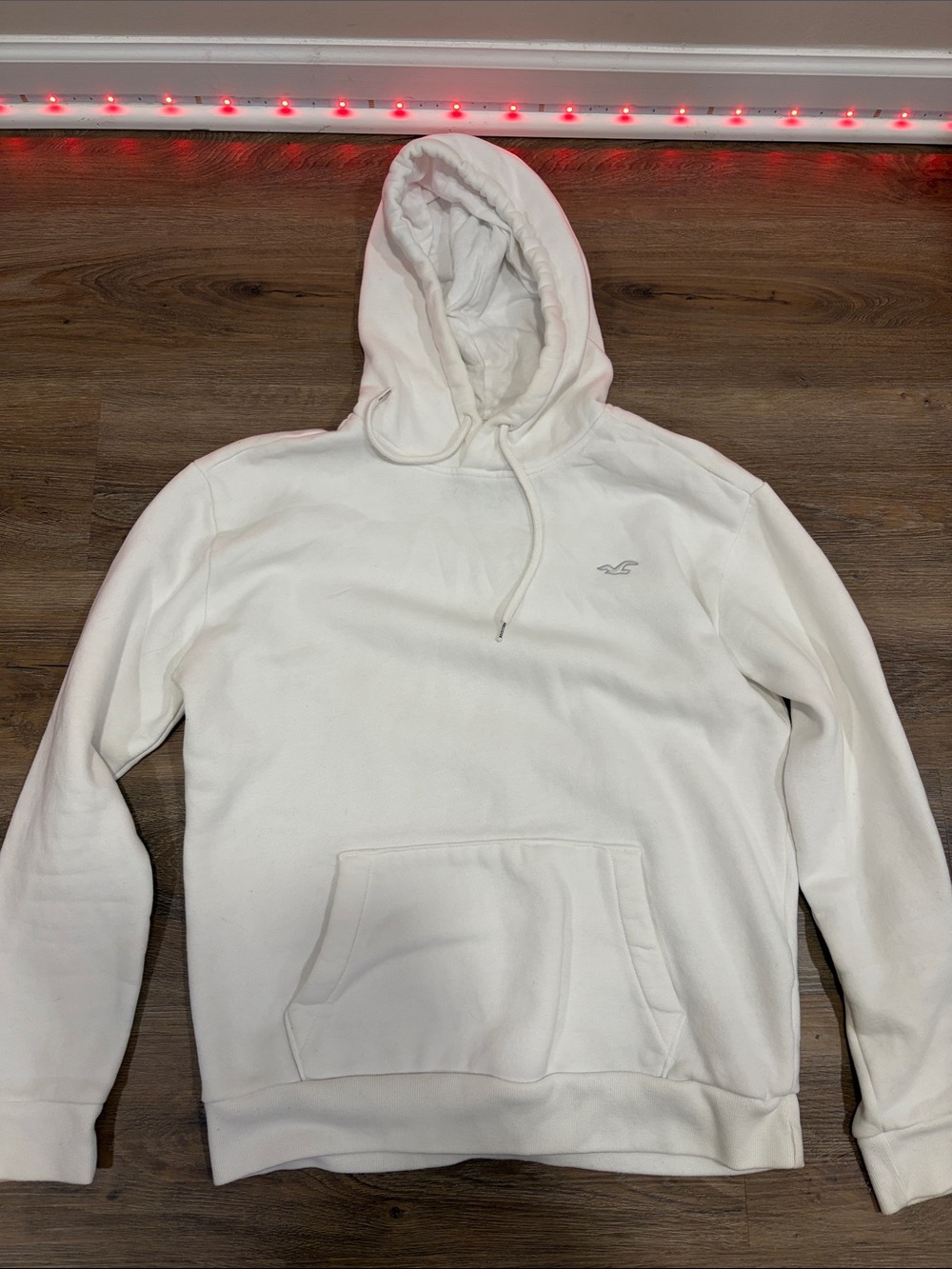 Hollister Men’s Solid White Pullover Hoodie with Small Logo